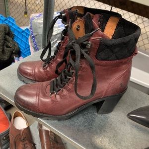 12 pair of women’s shoes. List in description!